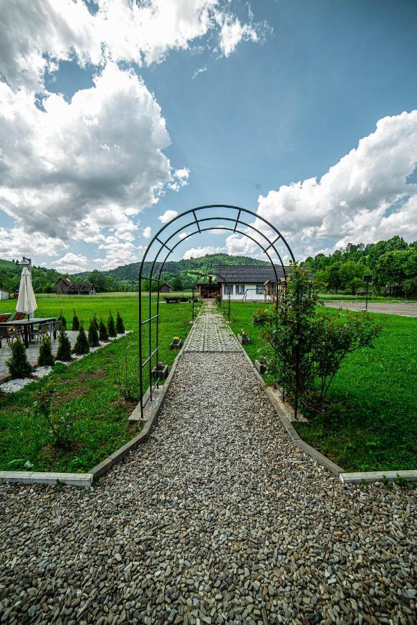 Pensiunea Arc Bucovina فاما المظهر الخارجي الصورة